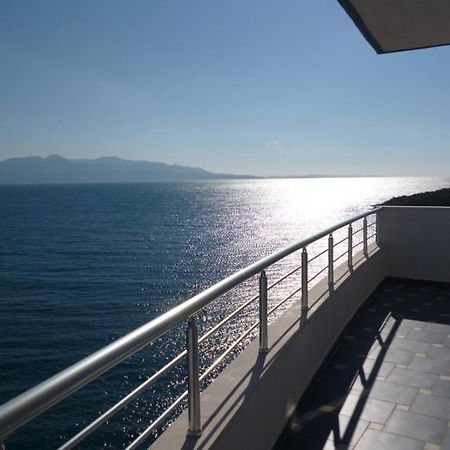 Beautifull Holiday Apartment Larisa Саранда Екстер'єр фото