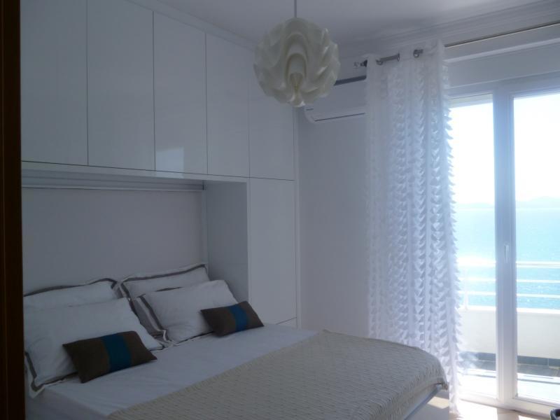Beautifull Holiday Apartment Larisa Саранда Екстер'єр фото