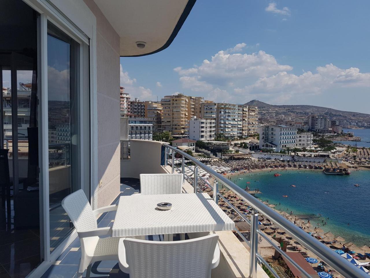 Beautifull Holiday Apartment Larisa Саранда Екстер'єр фото
